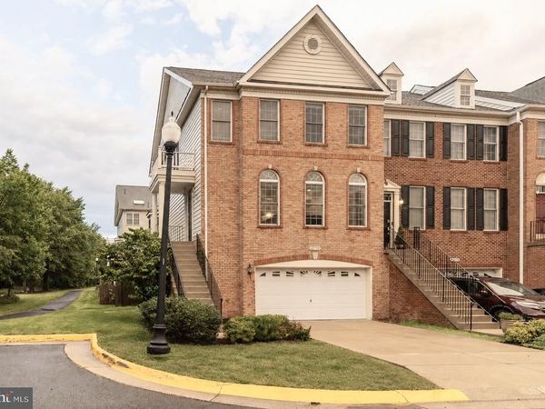 42752 LOCKLEAR TERRACE, CHANTILLY, VA 20152