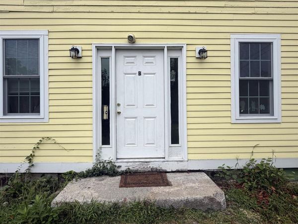 27 Ashuelot Street, Unit B, Winchester, NH 03470