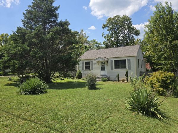 1818 Figures Ave , Columbia, TN 38401