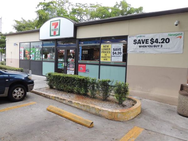XYZ Taft St , Pembroke Pines, FL 33026