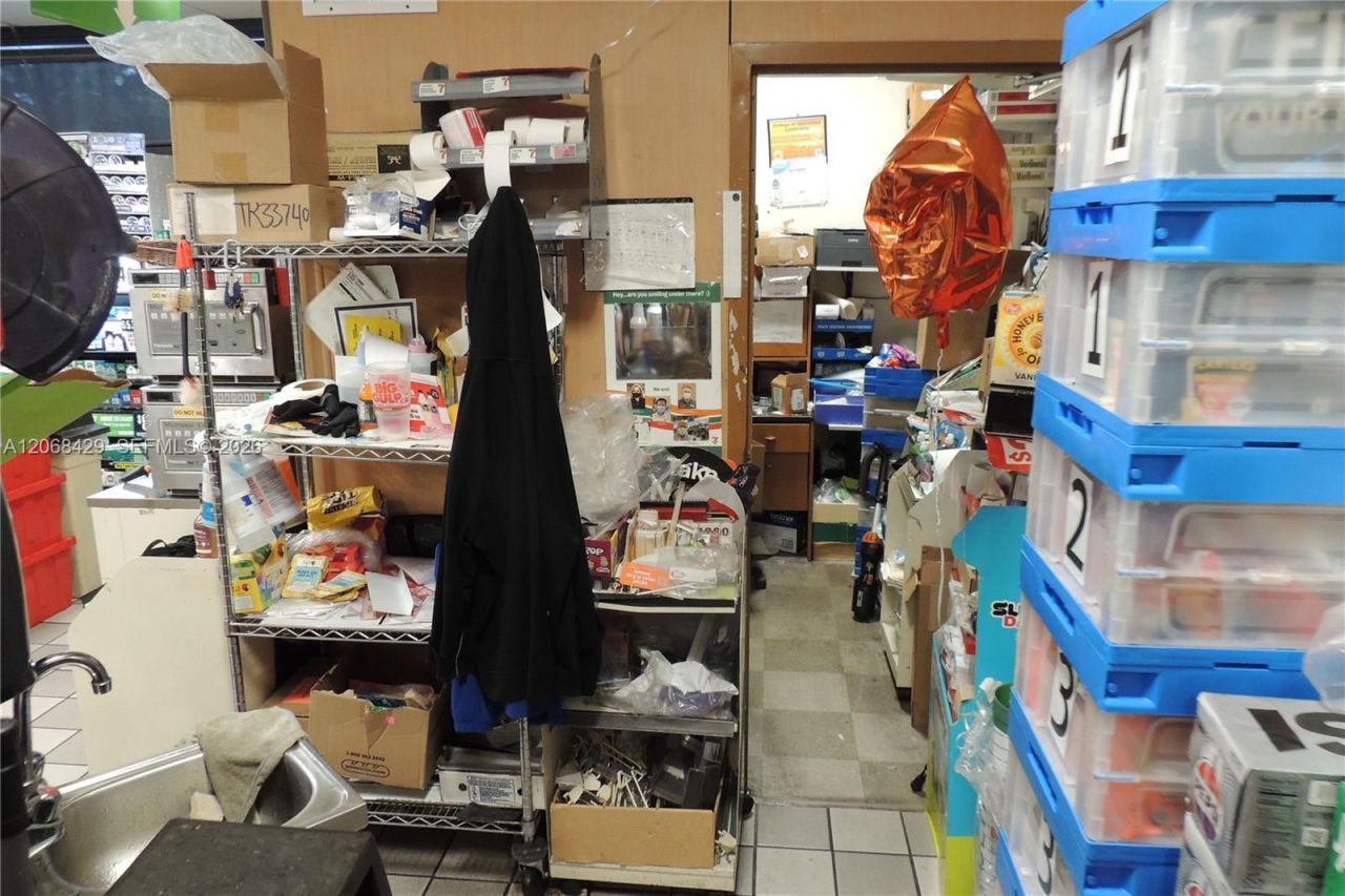 Xyz Taft St , Pembroke Pines, FL 33026 Photo