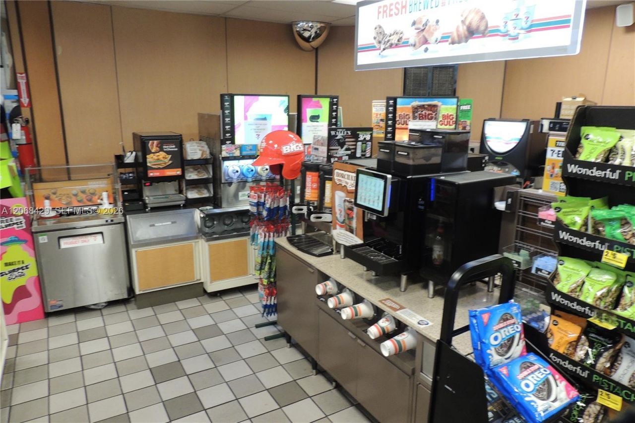 Xyz Taft St , Pembroke Pines, FL 33026 Photo