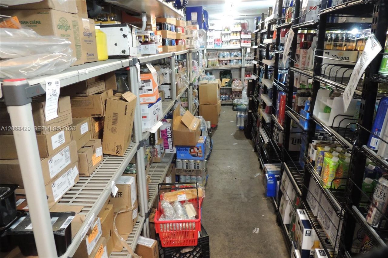 Xyz Taft St , Pembroke Pines, FL 33026 Photo