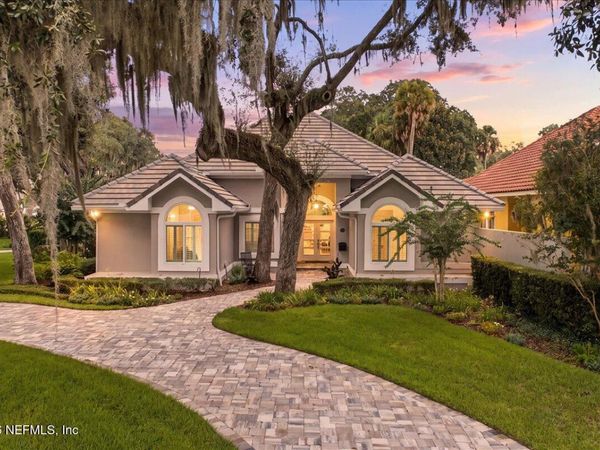109 LAUREL Lane, Ponte Vedra Beach, FL 32082