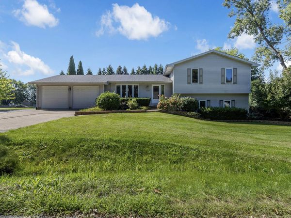 38604 N Magnolia Avenue , Wadsworth, IL 60083