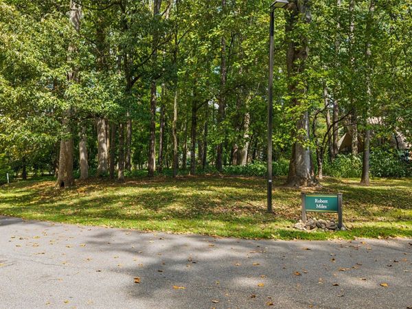 100 Robert Miles , Williamsburg, VA 23185