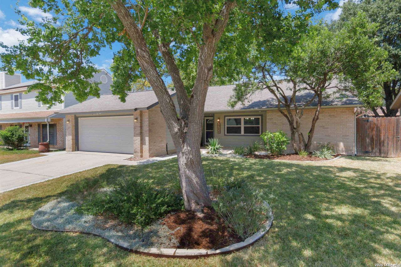 5823 Lost Crk, San Antonio, TX 78247 Main Photo