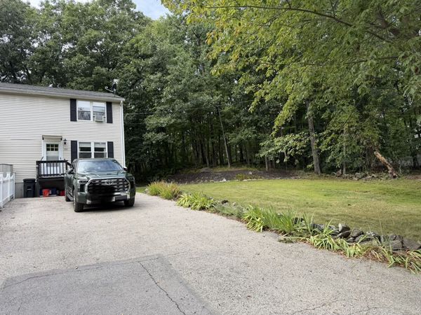193 Svenson Ave, Worcester, MA 01607
