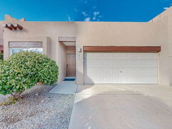 5419 Saturnia Road NW, Albuquerque, NM 87114
