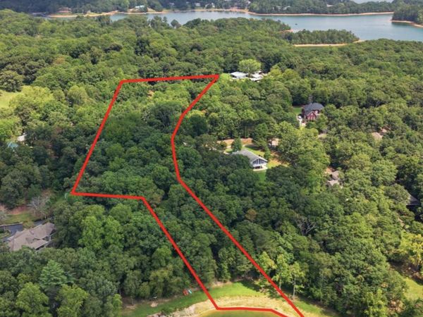 3610-3620 Looper Lake Cove, Gainesville, GA 30506