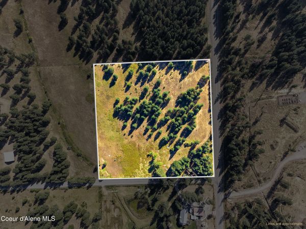 14500 N Boot Hill Rd , Hayden, ID 83835