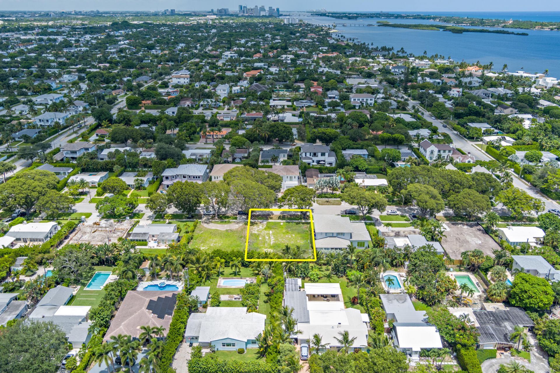 230 Forest Hill Boulevard, West Palm Beach, FL 33405 Photo