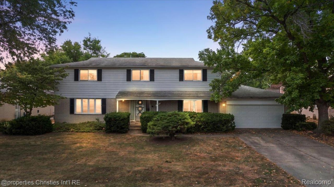 25475 Grand Concourse Street, Southfield, Mi 48075 Main Photo