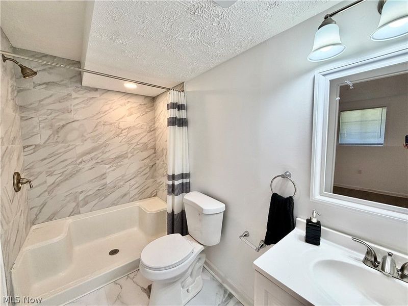 3539 Dunstan Drive NW, Warren, OH 44485 Photo 8