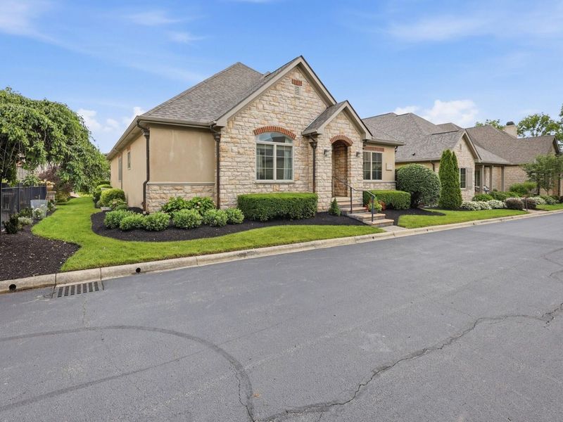 3233 Armscote Road, Dublin, OH 43017 Photo 3