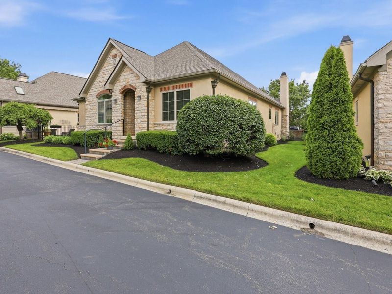 3233 Armscote Road, Dublin, OH 43017 Photo 4