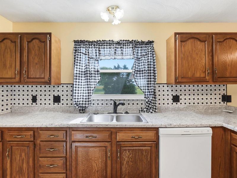 1720 Irvin Road, Jamestown, OH 45335 Photo 29