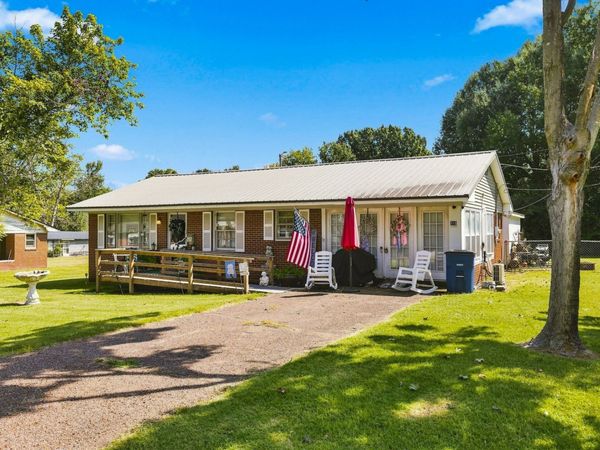 315 Hillcrest St, Kenton, TN 38233
