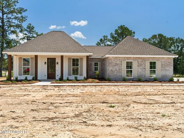 616 Hickory Grove Road, Sumrall, MS 39482