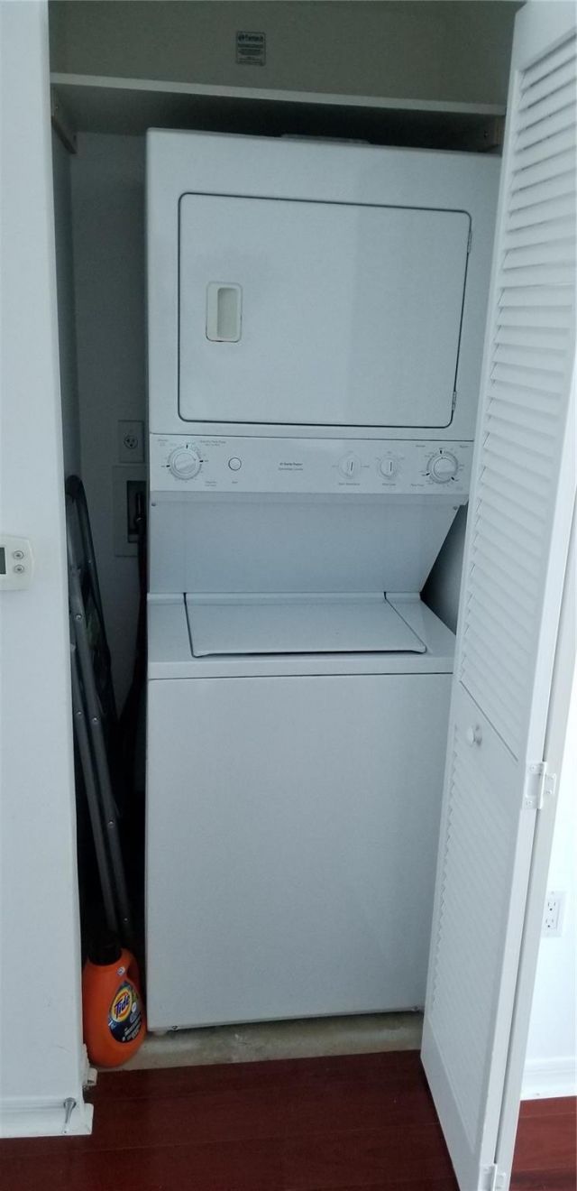 951 Brickell Avenue, Unit 2402, Miami, FL 33131 Photo