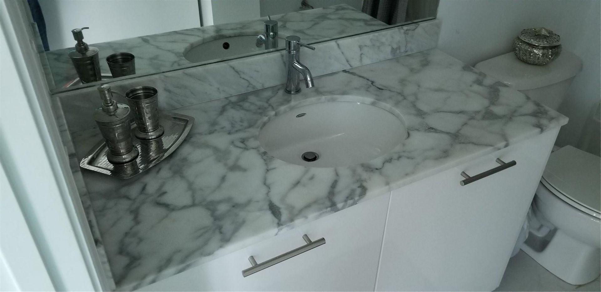 951 Brickell Avenue, Unit 2402, Miami, FL 33131 Photo