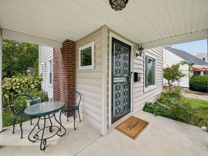175 Linfield Place, Columbus, OH 43219 Photo 2