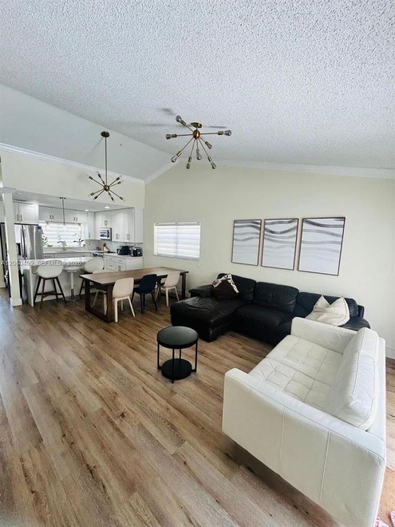 7342 NW 38th Pl , Coral Springs, FL 33065 Photo
