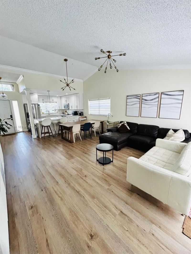 7342 NW 38th Pl , Coral Springs, FL 33065 Photo