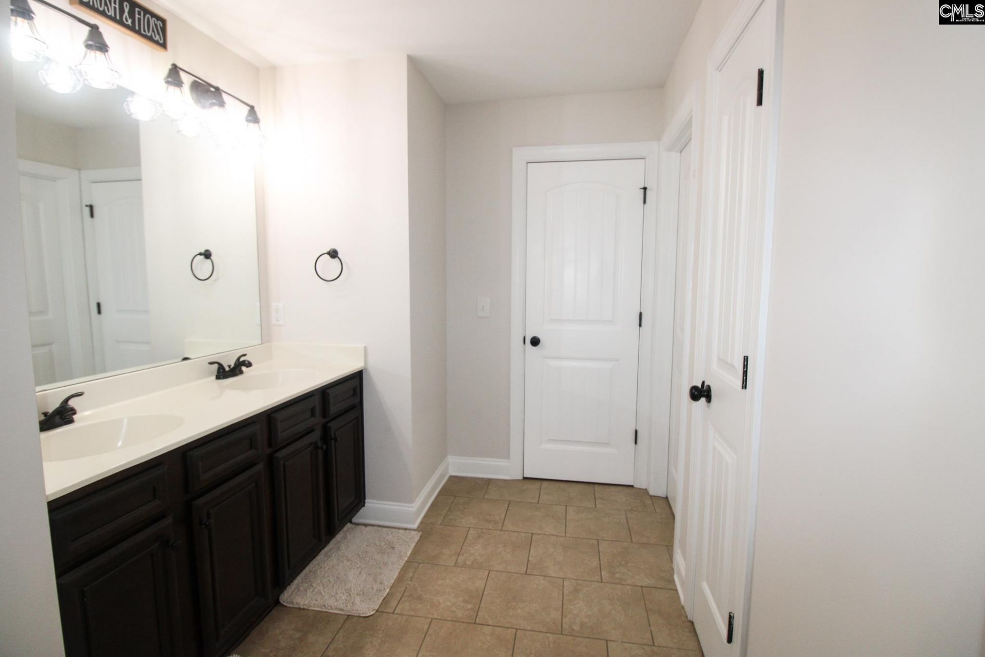 120 Royal Creek Drive Photo 29