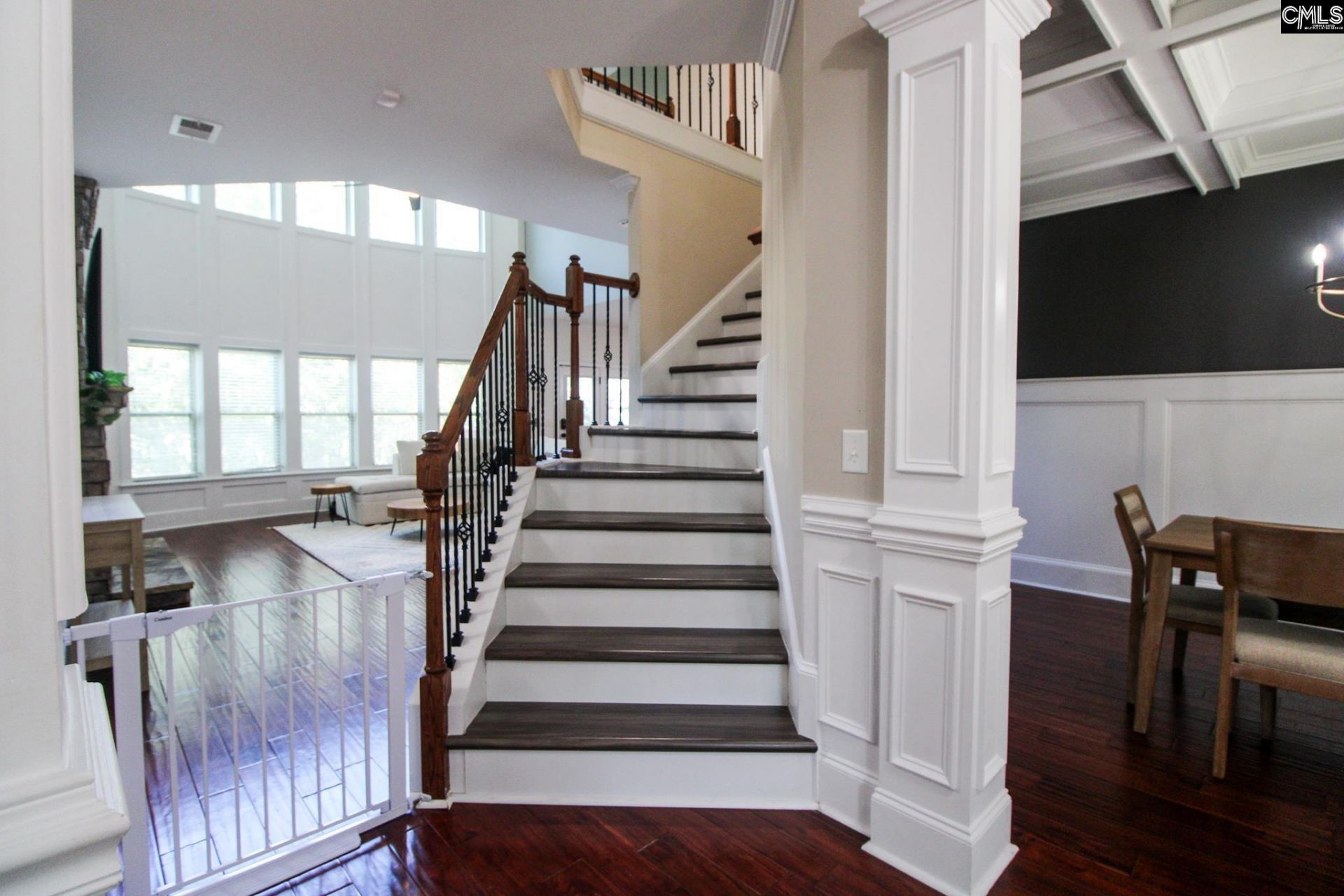 120 Royal Creek Drive Photo 4