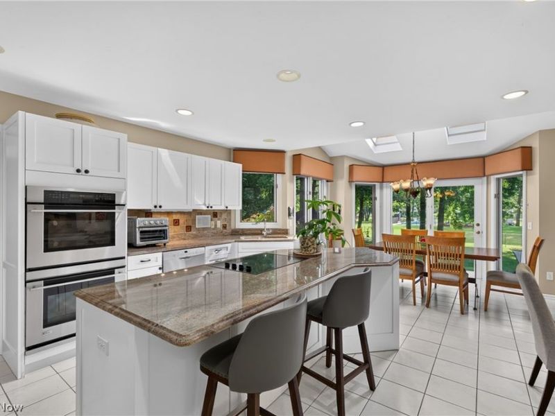 35870 S Huntington Drive, Solon, OH 44139 Photo 10