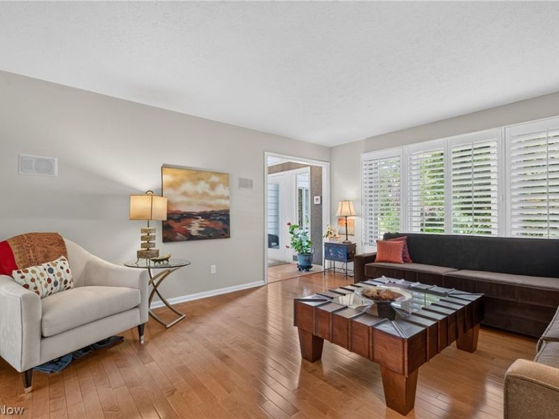 35870 S Huntington Drive, Solon, OH 44139 Photo 3