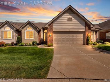 14849 Heather Pointe Drive, Sterling Heights, Mi 48313