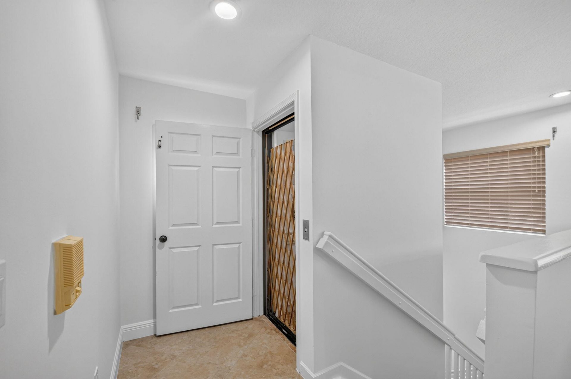 12447 Crystal Pointe Drive, Unit 201, Boynton Beach, FL 33437 Photo