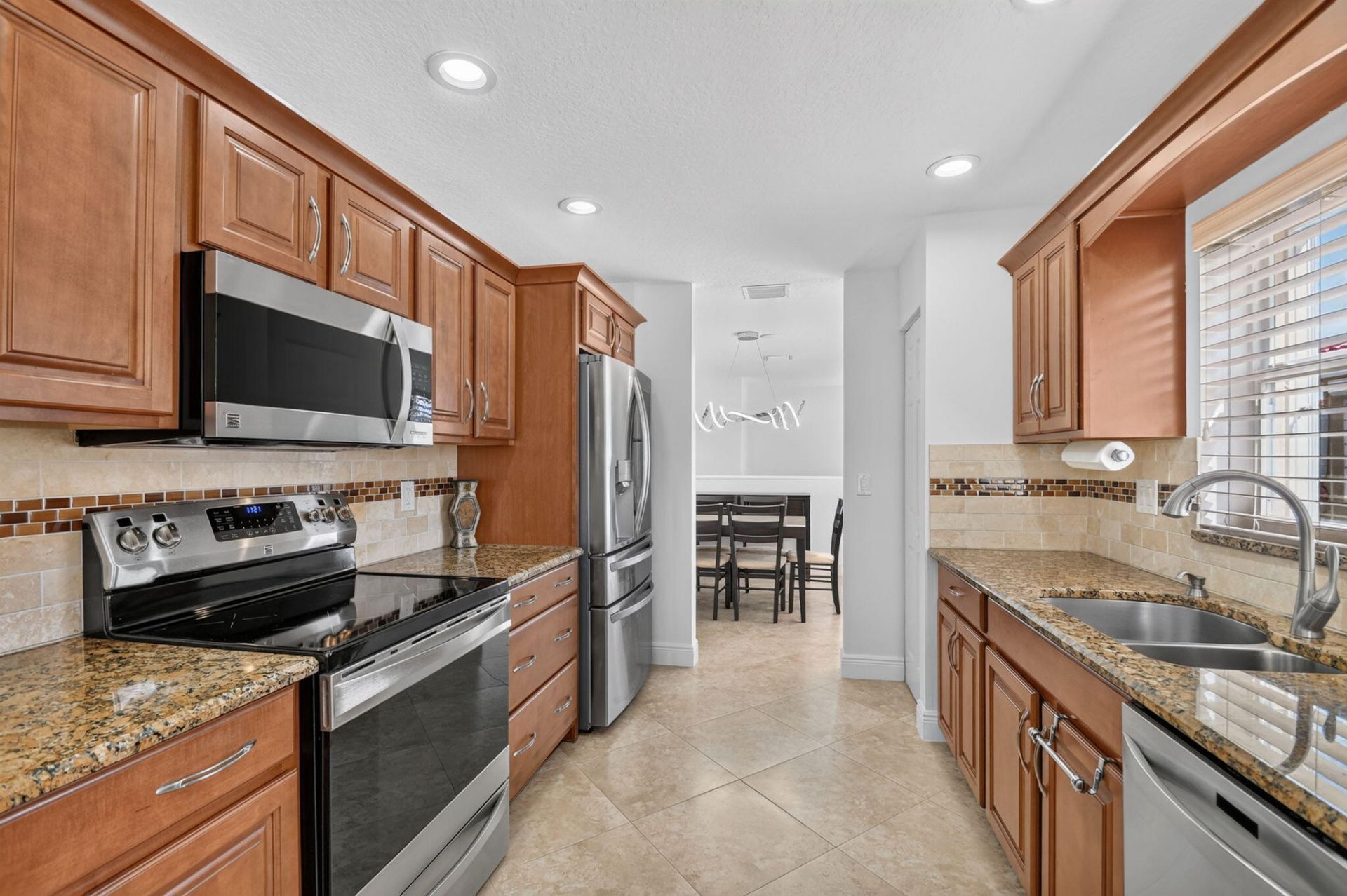 12447 Crystal Pointe Drive, Unit 201, Boynton Beach, FL 33437 Photo