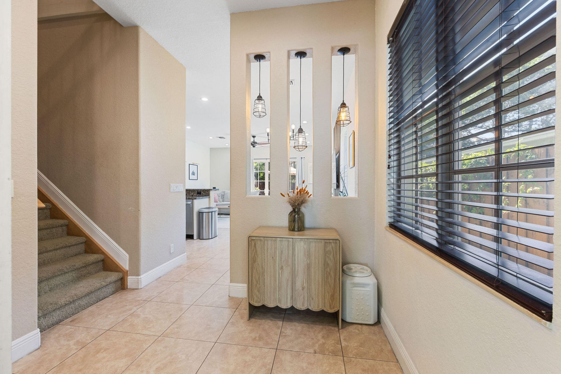 1323 NE 5th Terrace, Unit 1323, Fort Lauderdale, FL 33304 Photo