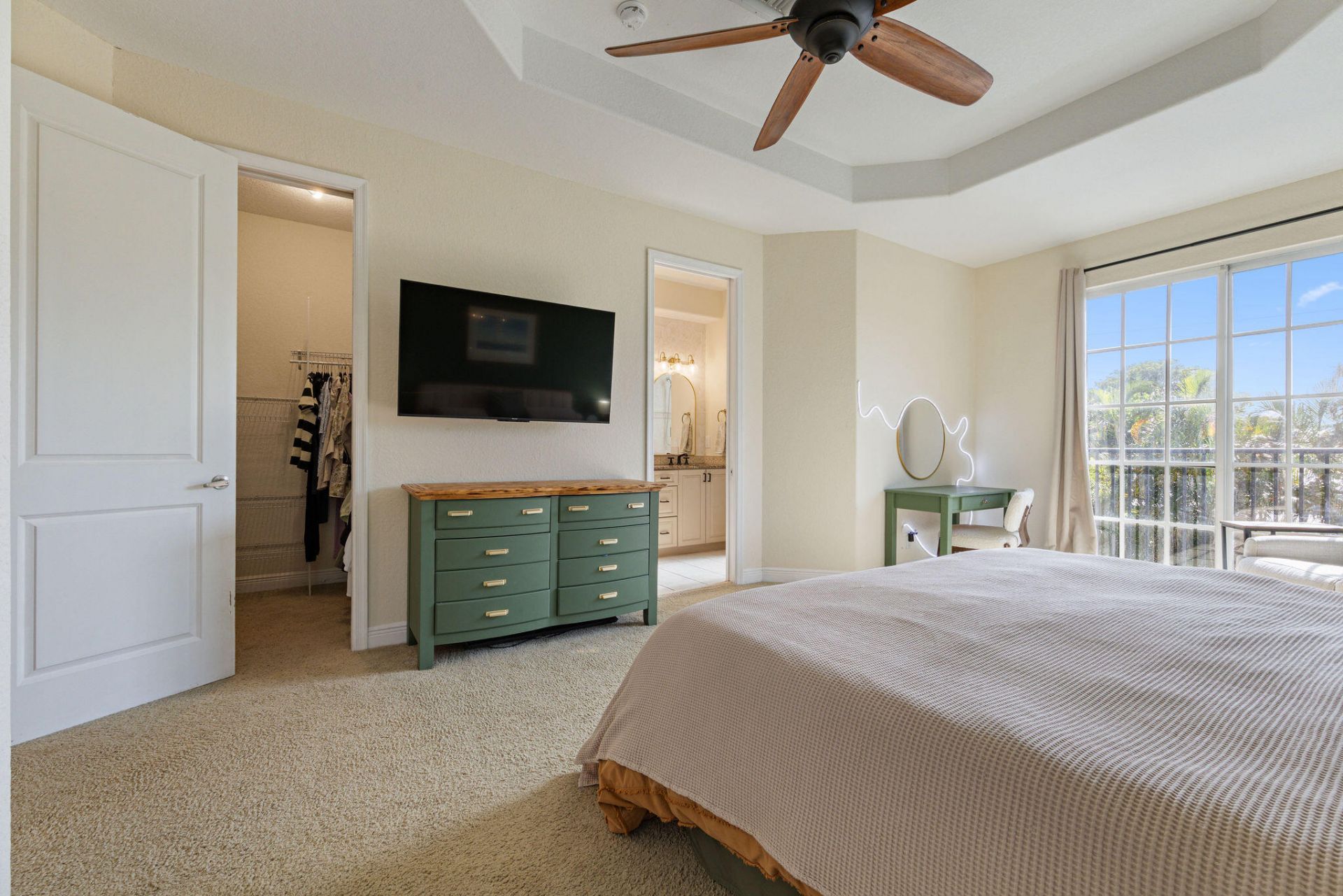 1323 NE 5th Terrace, Unit 1323, Fort Lauderdale, FL 33304 Photo