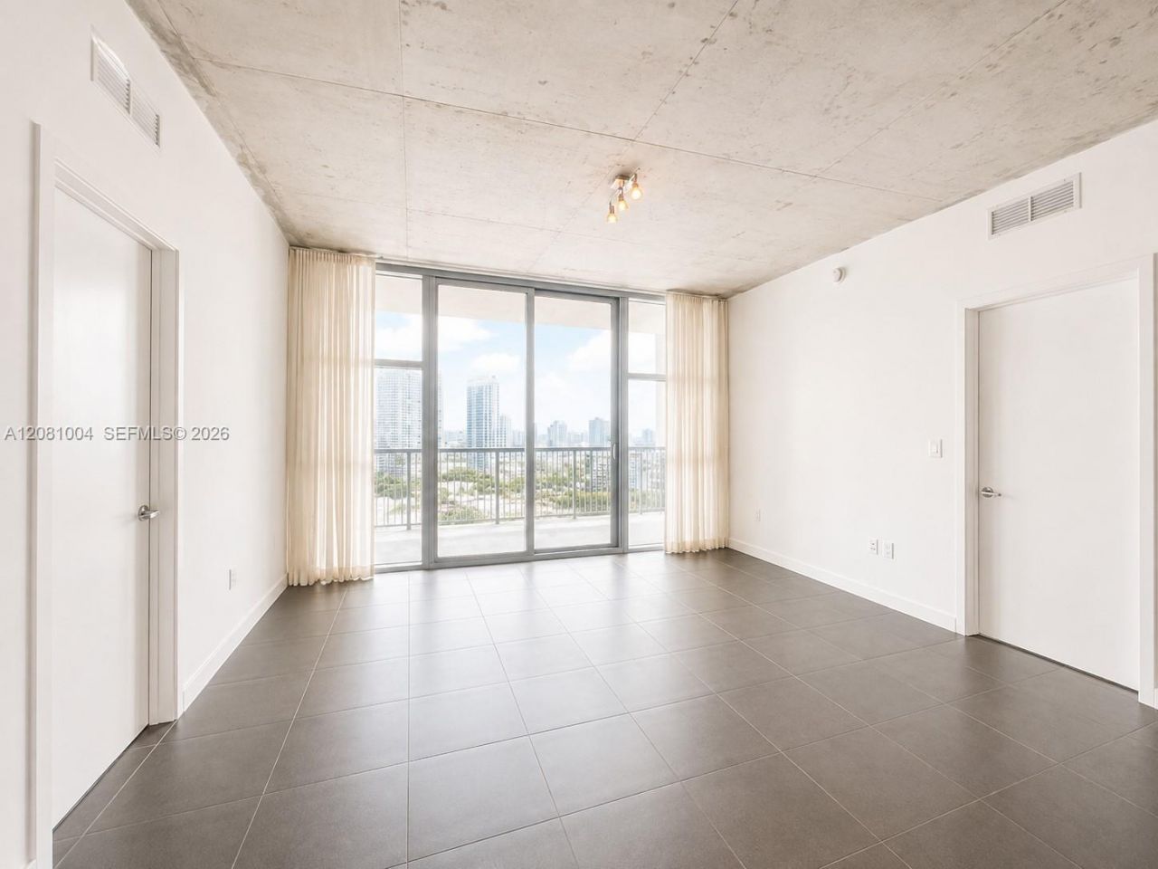 3301 NE 1st Ave, Unit H1604, Miami, FL 33137 Photo