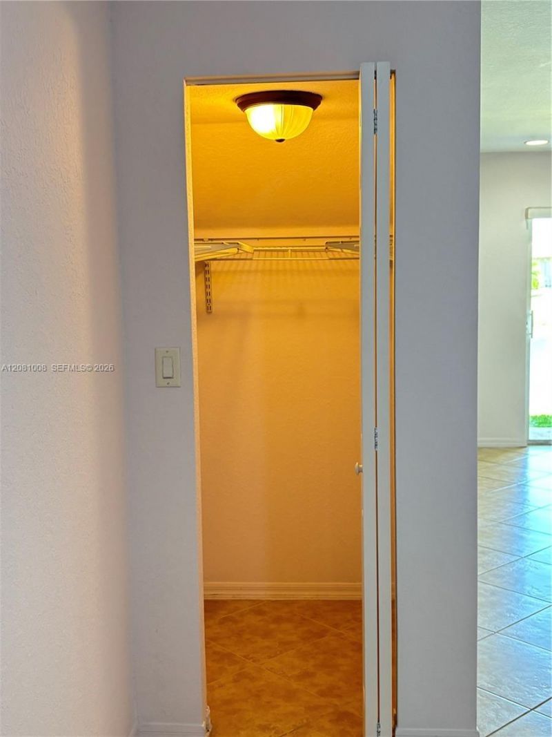 9241 Chambers St, Tamarac, FL 33321 Photo