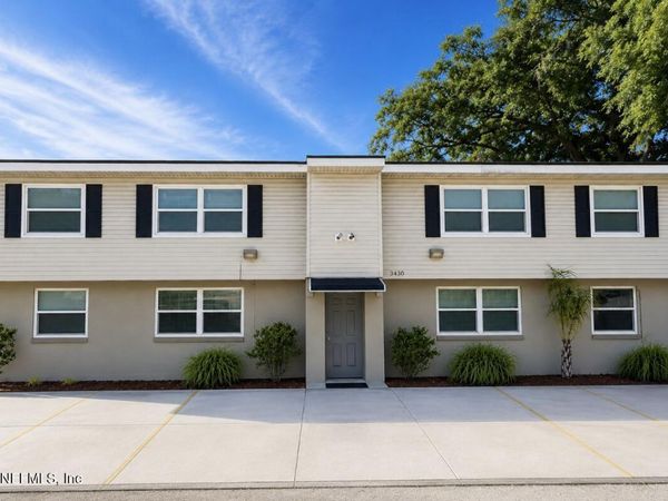 5830 YELLOW PINE Court, Jacksonville, FL 32277