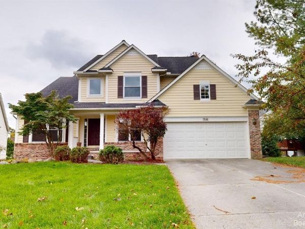2844 Chaseway Court, Ann Arbor, MI 48105