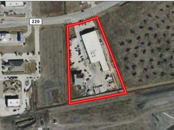 112 E Mlk Jr Industrial BLVD , Lockhart, TX 78644