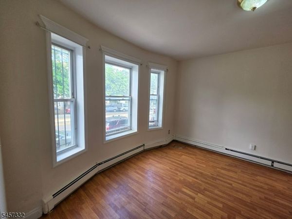 302 Park Ave, Newark, NJ 07107