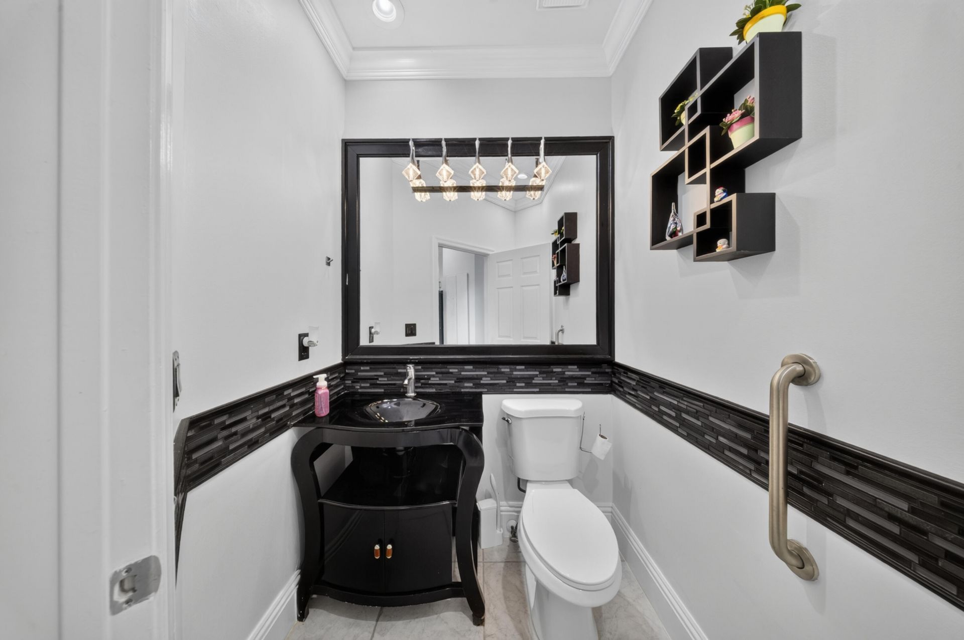 7690 La Corniche Circle, Boca Raton, FL 33433 Photo