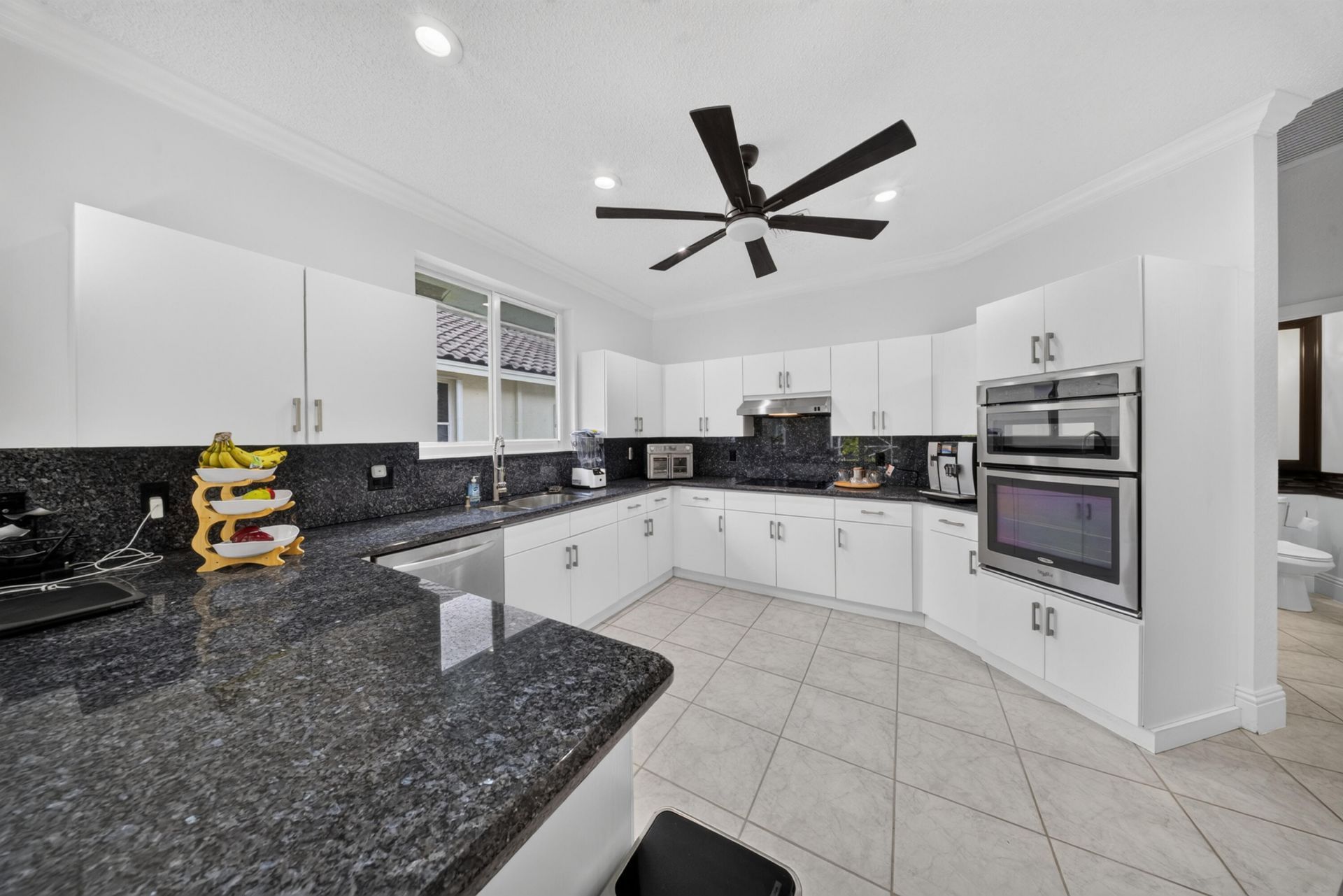 7690 La Corniche Circle, Boca Raton, FL 33433 Photo