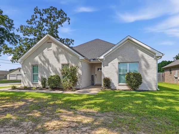 1400 Siebenmorgen Road, Conway, AR 72032