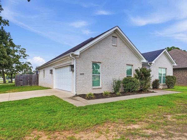 1400 Siebenmorgen Road , Conway, AR 72032
