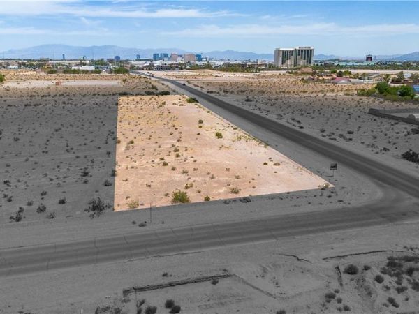 3800 W Ford Avenue , Las Vegas, NV 89124