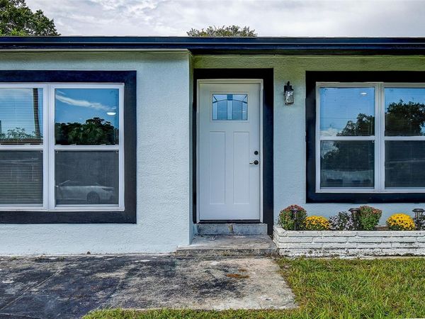 7580 MEADOWLAWN DRIVE N, ST PETERSBURG, FL 33702