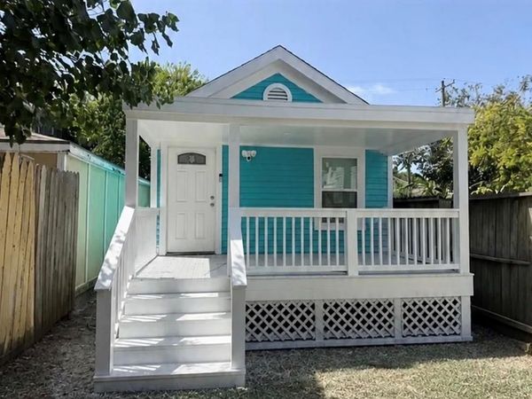 2505 Avenue L , Galveston, TX 77550